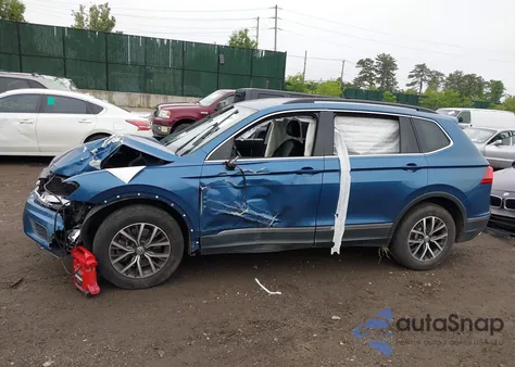 2018 Volkswagen Tiguan 2.0T Se/2.0T Sel из США, поврежденный, VIN 3VV2B7AX9JM020223